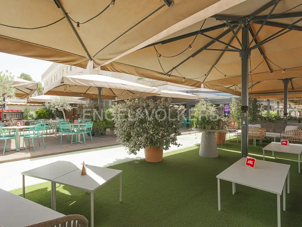 Terrassa de Local en venda en Castelldefels