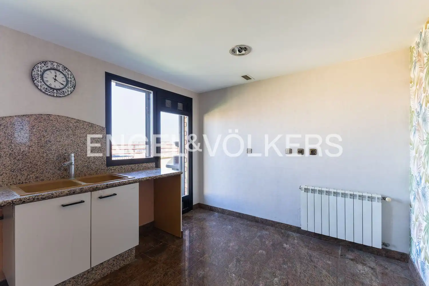 Cocina de Ático de alquiler en Camins al Grau