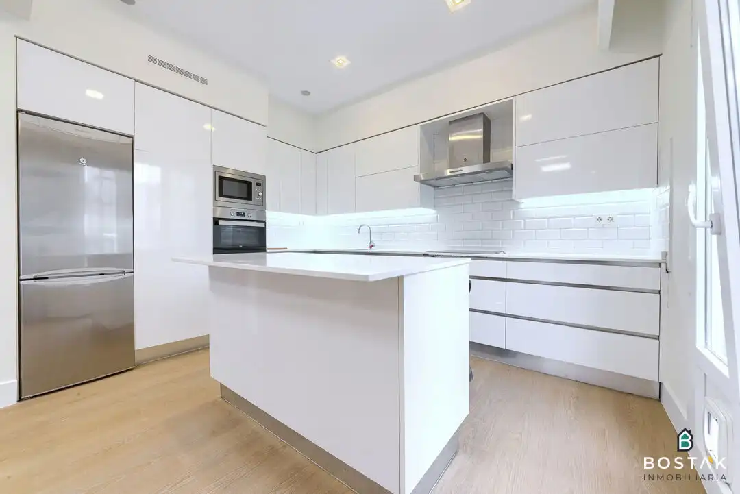 Kitchen of Flat for sale in Barakaldo   with Heating and Terrace