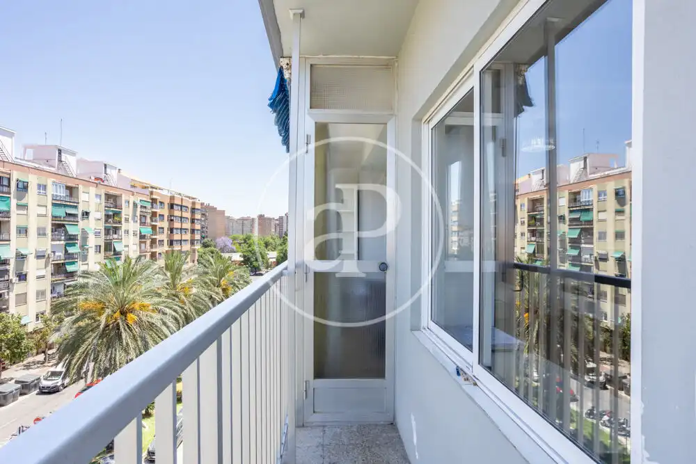 Terrassa de Pis de lloguer en Valencia amb Aire condicionat, Calefacció i Moblat