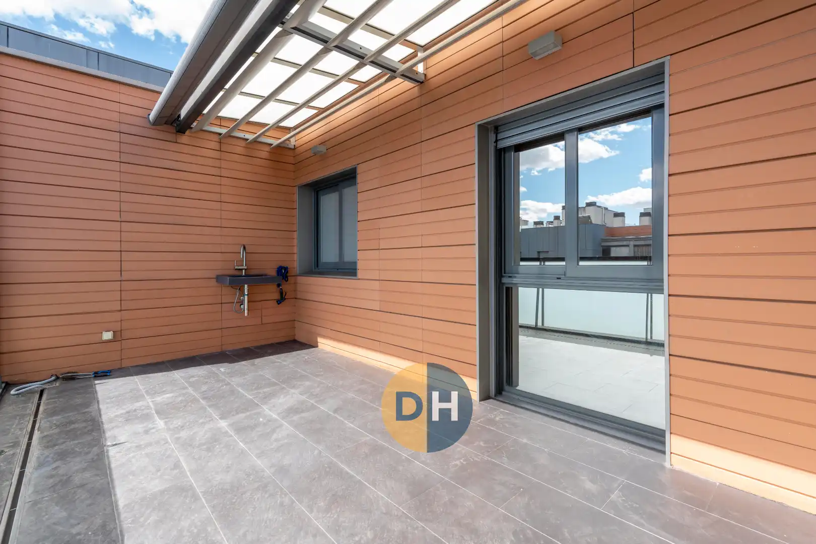Terraza de Ático en venta en Madrid con Aire acondicionado, Calefacción y Parquet