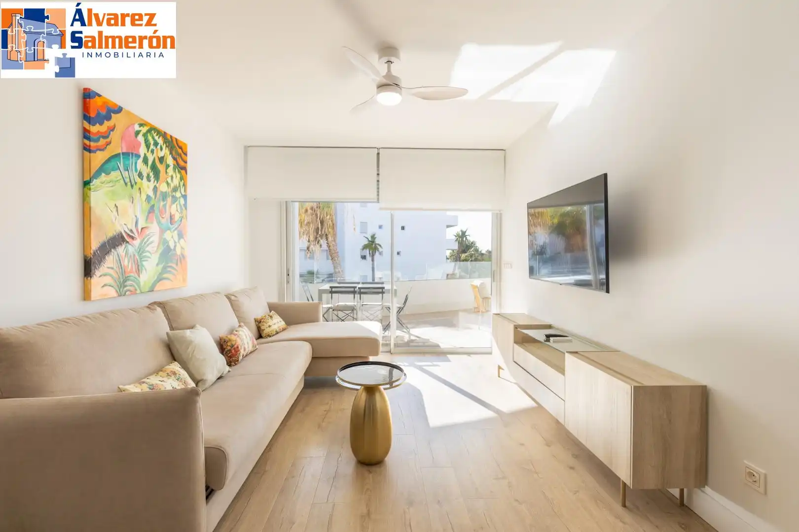 Flat with pool for sale in Playa de Granada, imagen 2