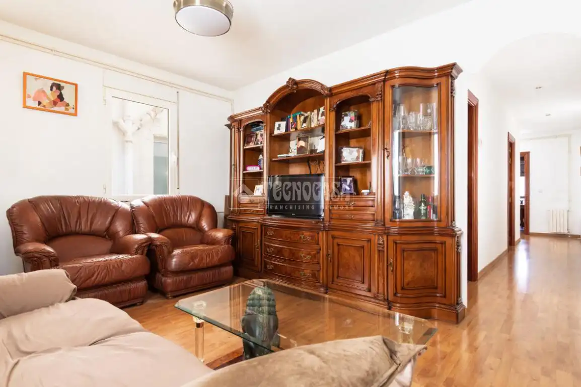 Living room of Flat for sale in Zaragoza  with Heating