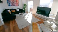 Sala d'estar de Àtic en venda en  Barcelona Capital amb Aire condicionat, Calefacció i Parquet