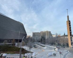 Vista exterior de Pis en venda en  Madrid Capital amb Aire condicionat