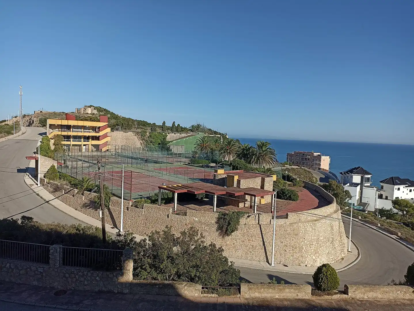 Außenansicht von Wohnungen zum Verkauf in Cullera mit Klimaanlage, Heizung und Parkett