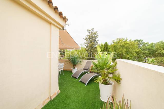 Casa adosada en Venta en Centro - Calzada - Cabo Noval