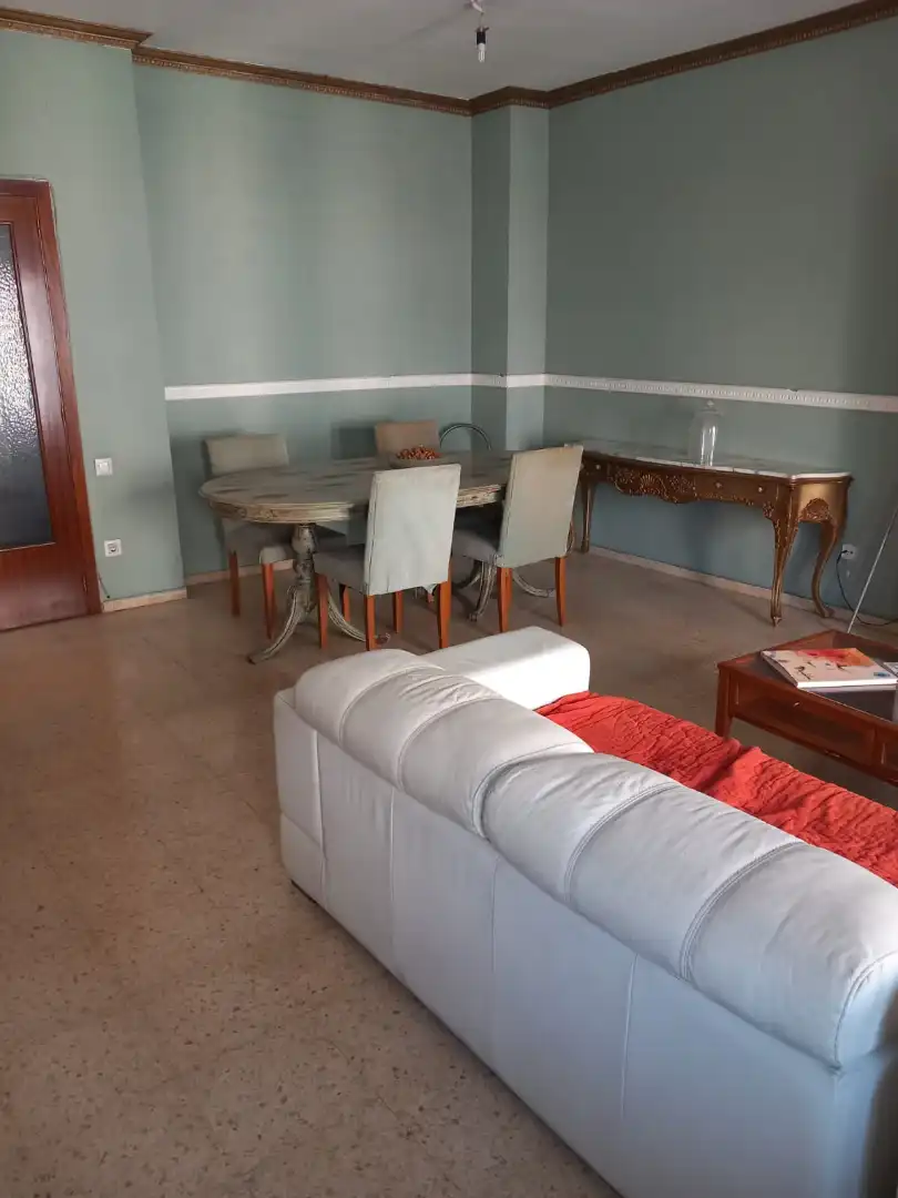 Comedor de Piso en venta en Barcelona con Trastero, Amueblado y Horno