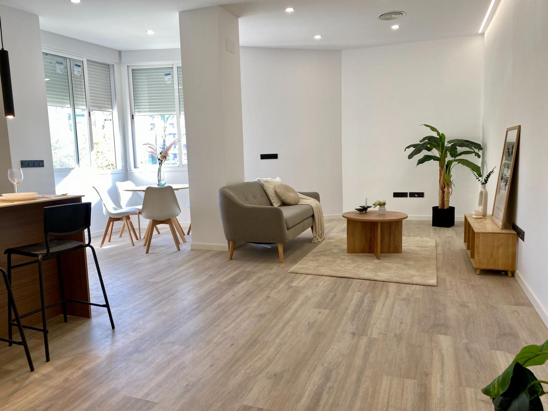 Living room of Flat for sale in  Sevilla Capital  with Air Conditioner