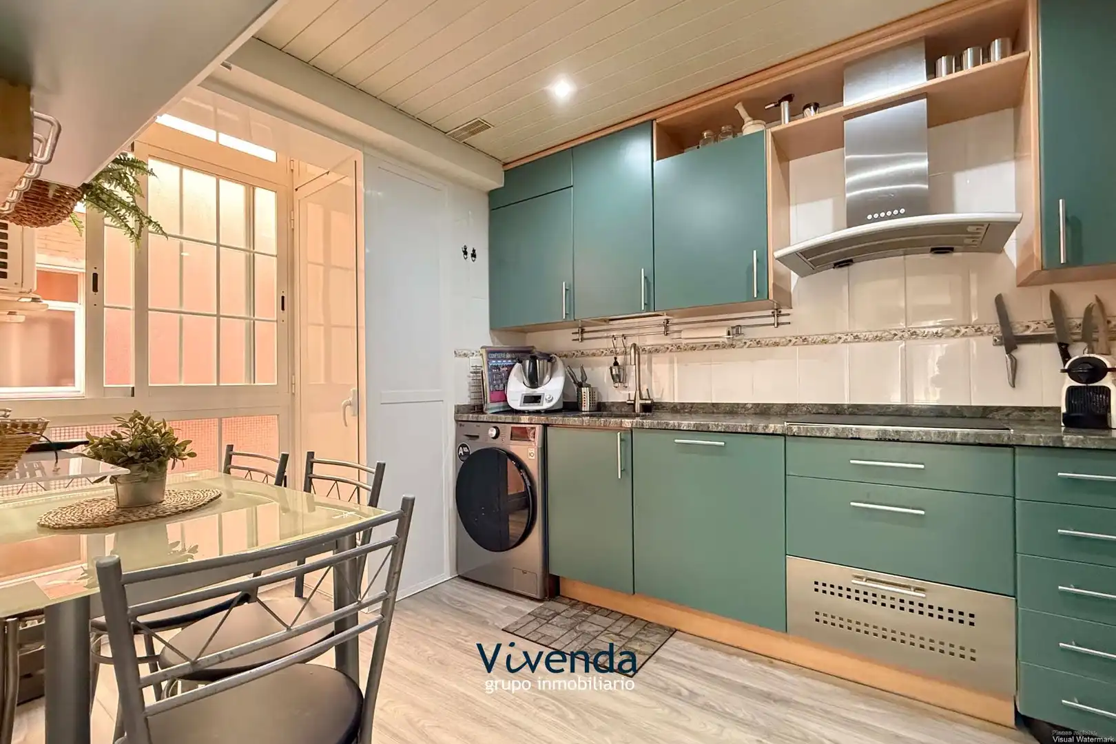 Cocina de Piso en venta en Móstoles con Aire acondicionado, Calefacción y Piscina comunitaria