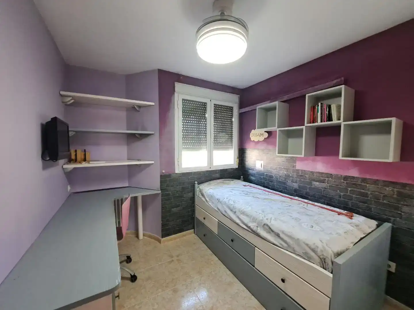 Bedroom of Flat for sale in Parla  with Air Conditioner and Swimming Pool
