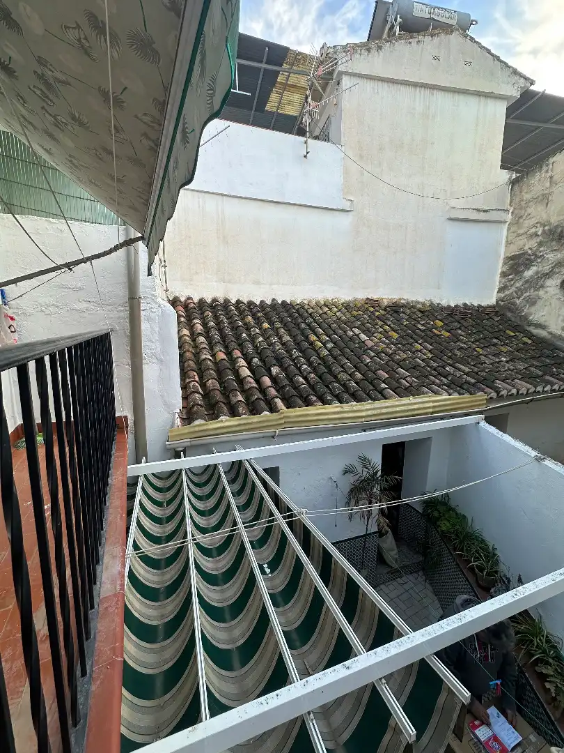 Vista exterior de Casa adosada en venda en Benamargosa amb Aire condicionat, Moblat i Balcó