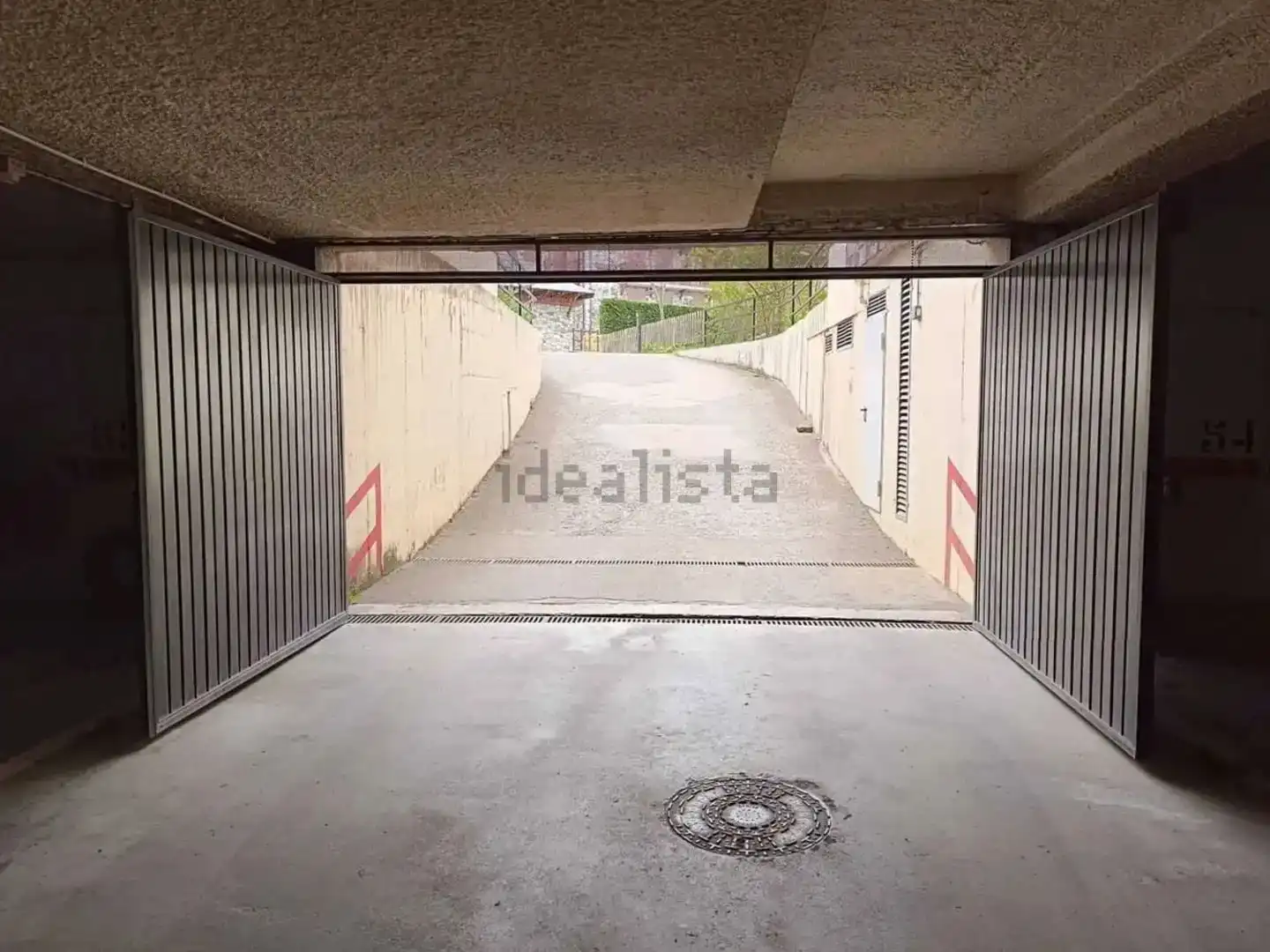 Parking de Apartamento en venta en Benasque con Jardín privado, Trastero y Amueblado