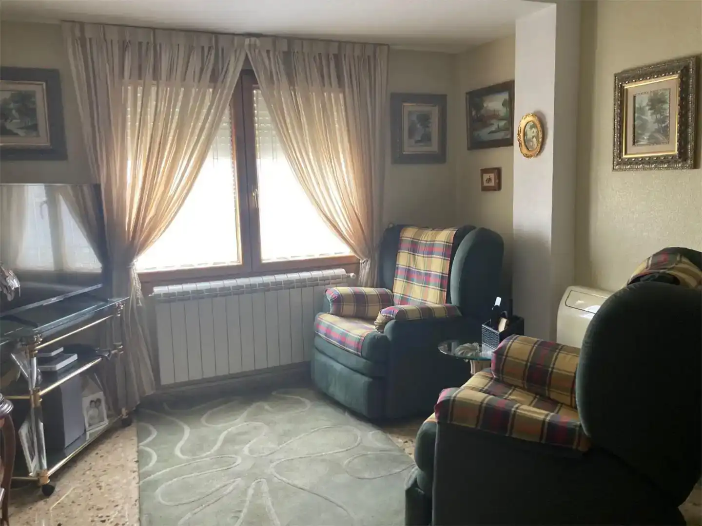 Sala de estar de Piso en venta en Utiel con Aire acondicionado, Trastero y Balcón