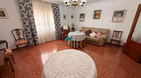 Piso bajo en Martos con patio y excelente ubicación