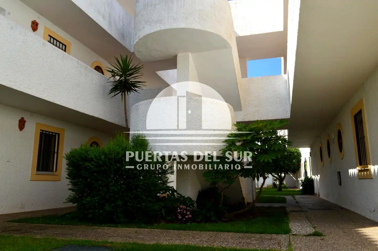 Vista exterior de Estudio en venta en Rota con Terraza
