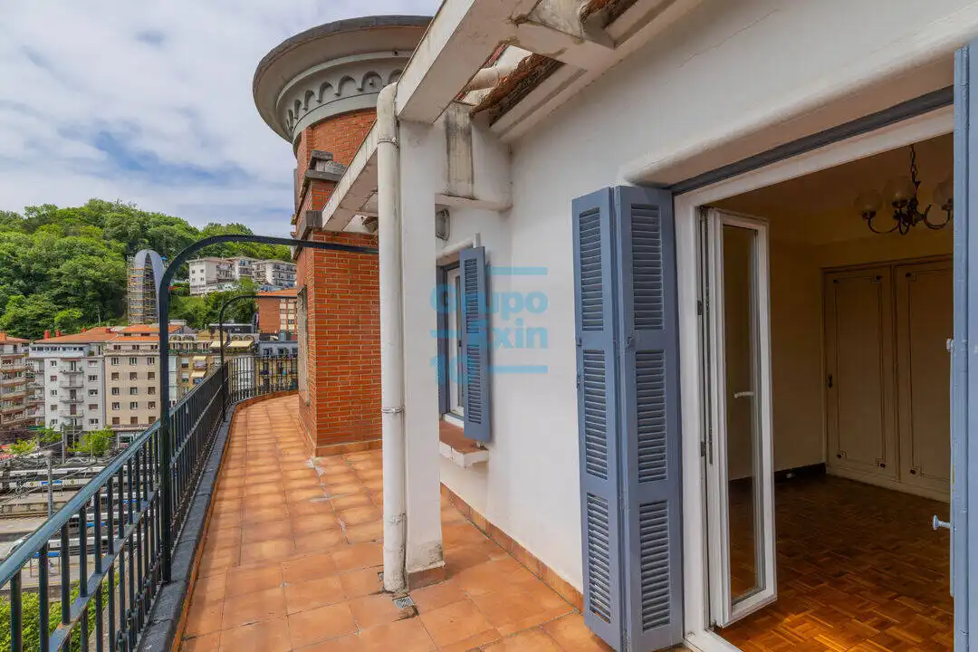 Attic for sale in Amara Zaharra - Arbaizenea