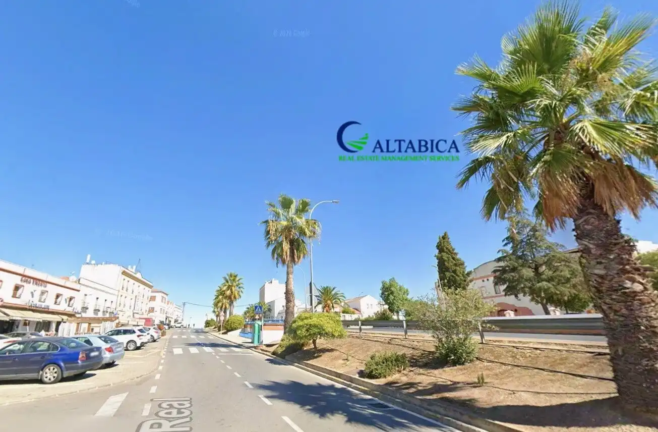 Vista exterior de Edificio en venta en Fuente de Cantos