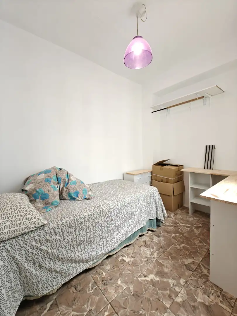 Schlafzimmer von Dachboden zum Verkauf in Ontinyent mit Terrasse, Abstellraum und Balkon