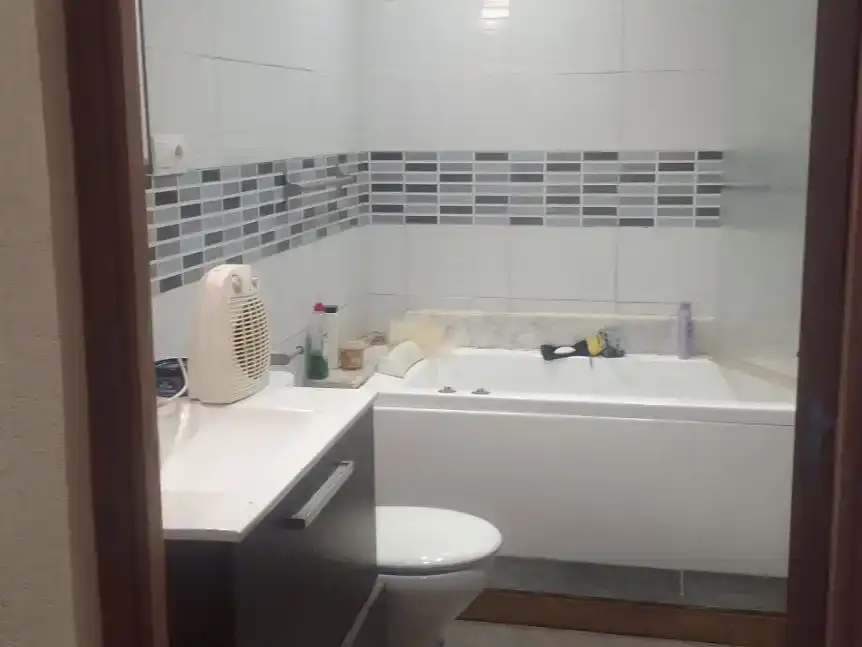 Bathroom of Flat for sale in Useras /  Les Useres  with Air Conditioner, Private garden and Storage room