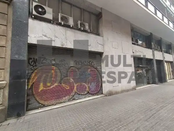 Gewerbefläche zum Verkauf in Carrer de Tamarit