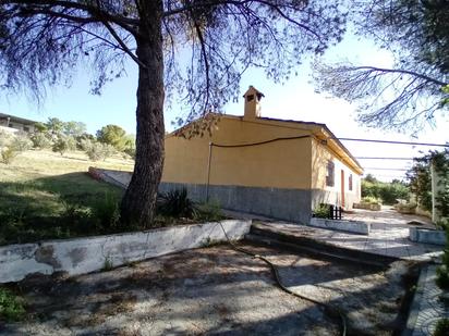 Vista exterior de Casa o xalet en venda en Villarejo de Salvanés amb Calefacció, Jardí privat i Piscina