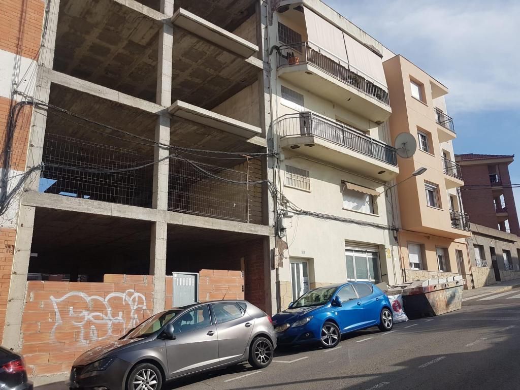Exterior view of Single-family semi-detached for sale in Esparreguera