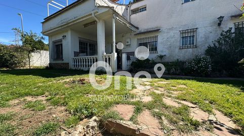 Foto 5 de Casa o chalet en venta en Carrer Xiva, Entrepinos, L'Eliana