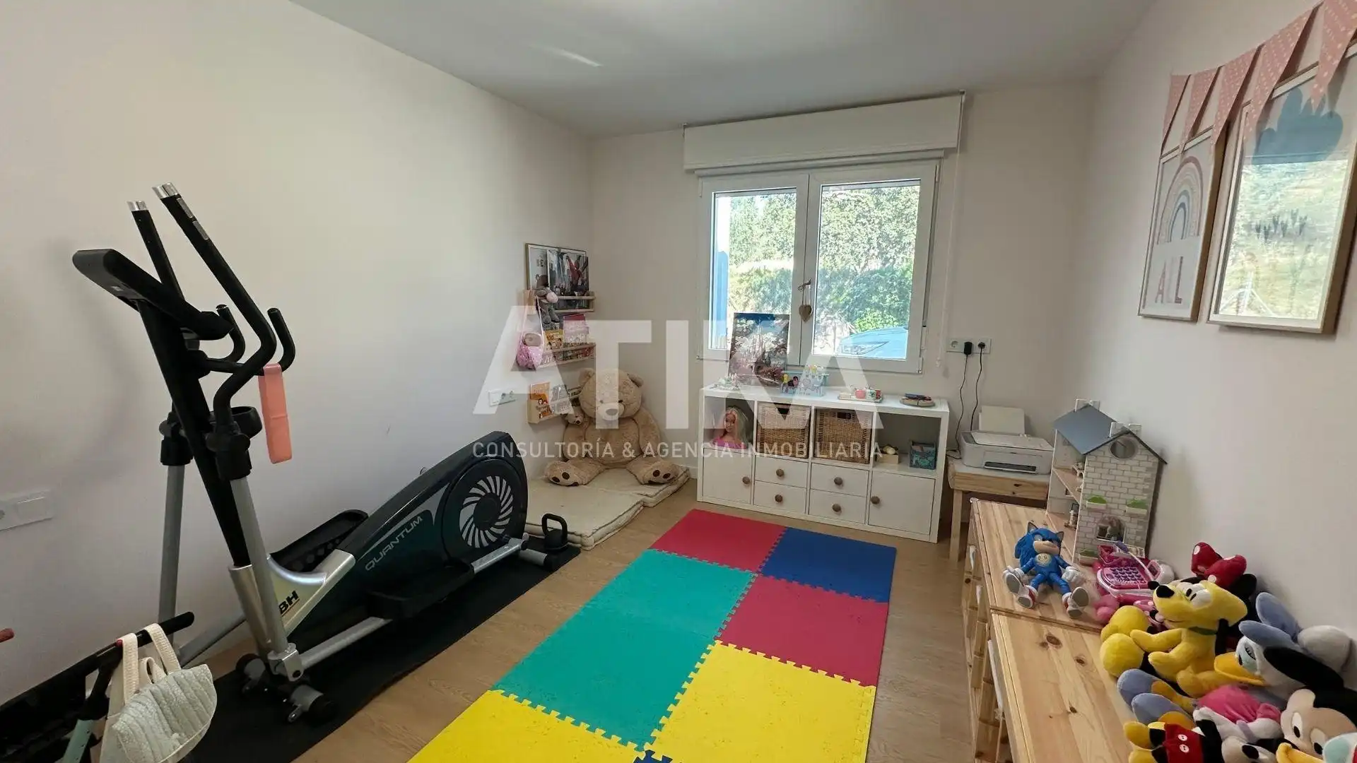 Bedroom of Houses for sale in Ontinyent  with Air Conditioner, Private garden and Parquet flooring