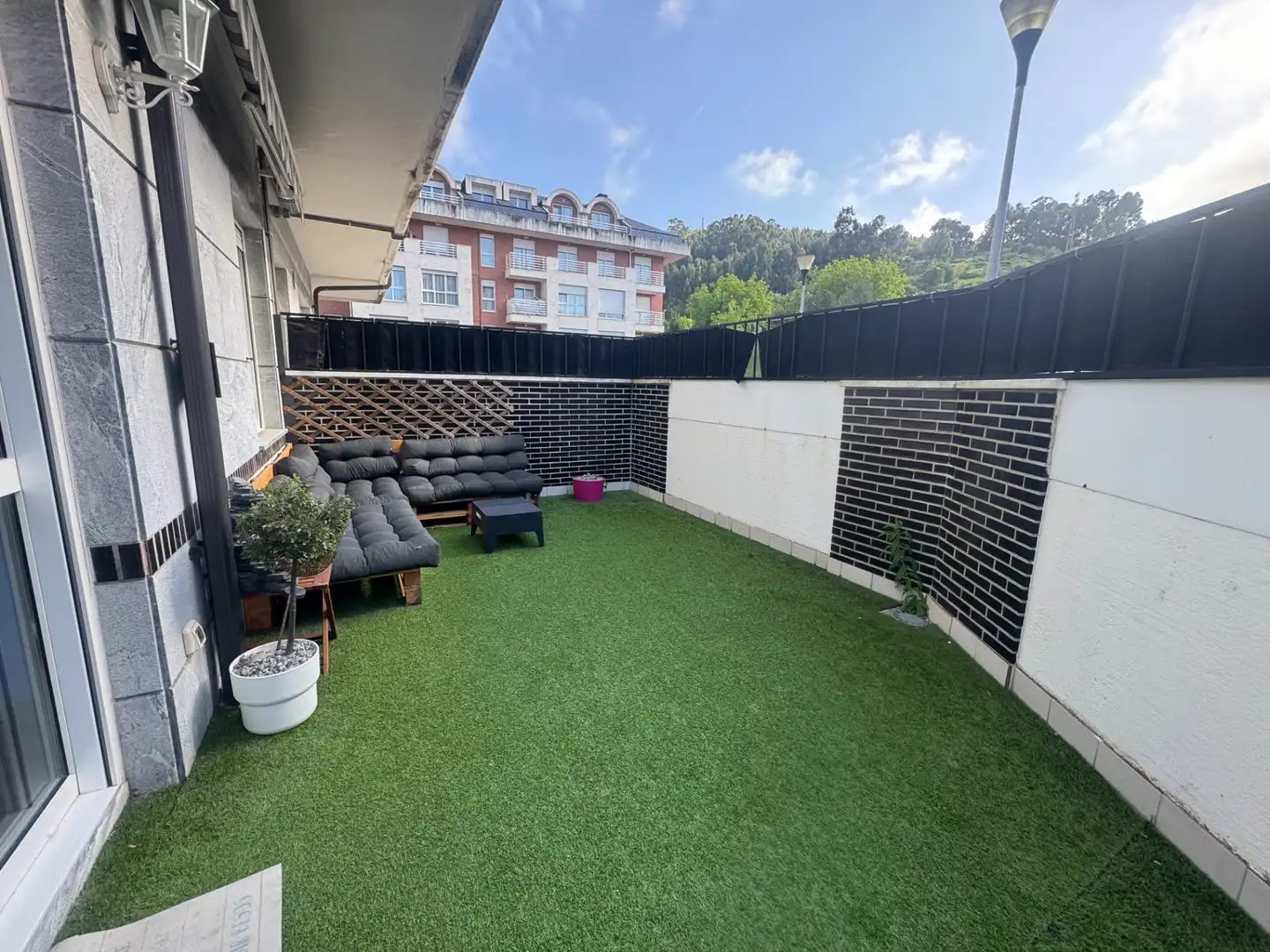 Terraza de Planta baja en venta en Castro-Urdiales con Calefacción, Jardín privado y Parquet
