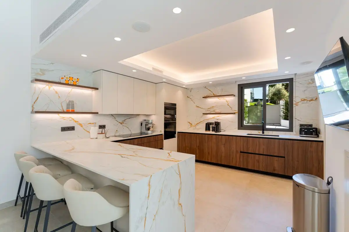 Villa con piscina in vendita a Nueva Andalucía, imagen 5