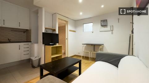 Photo 3 of Study to share in El Raval, Barcelona