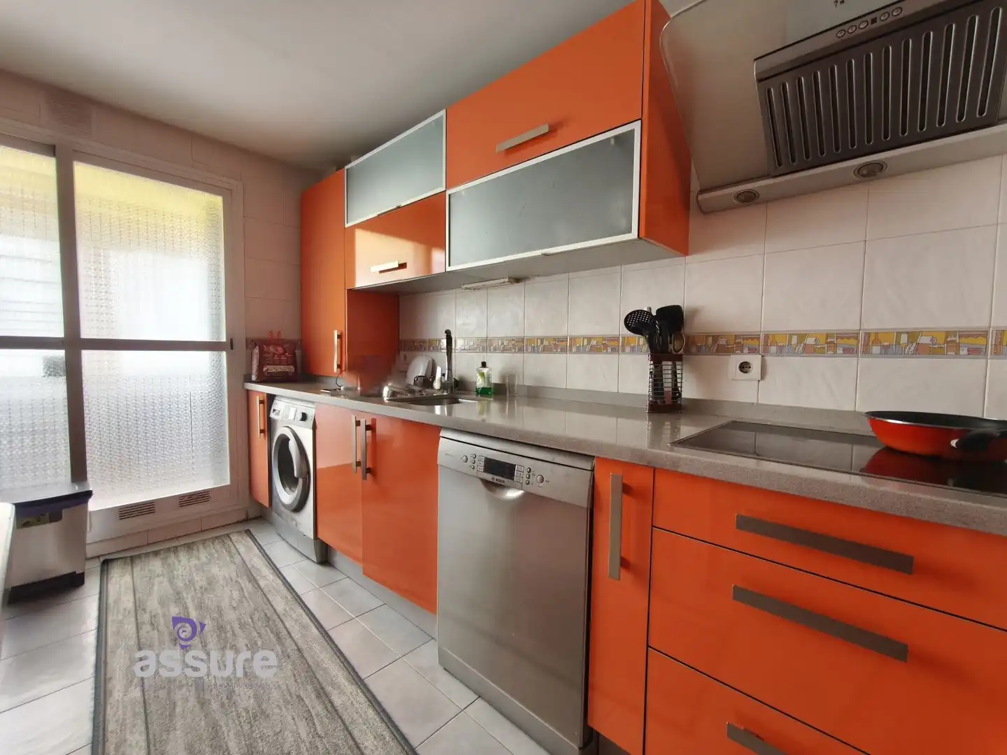 Cocina de Casa adosada en venta en Huelva con Aire acondicionado, Calefacción y Jardín privado