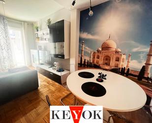 Living room of Flat for sale in  Madrid Capital  with Air Conditioner and Terrace