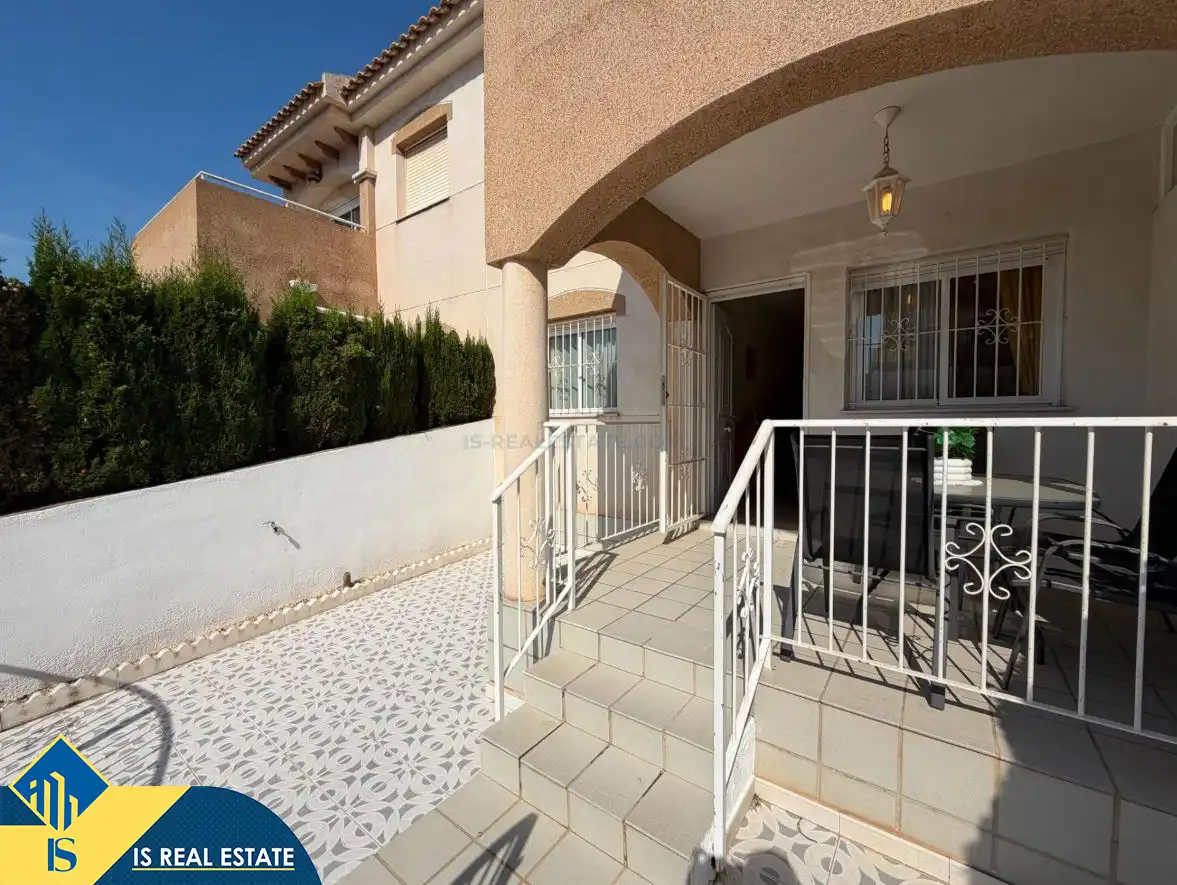 Casa o chalet en venta en Torrevieja con Calefacción, Jardín privado y Terraza