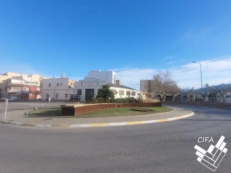 Vista exterior de Piso en venta en Alcalà de Xivert con Terraza, Amueblado y Balcón