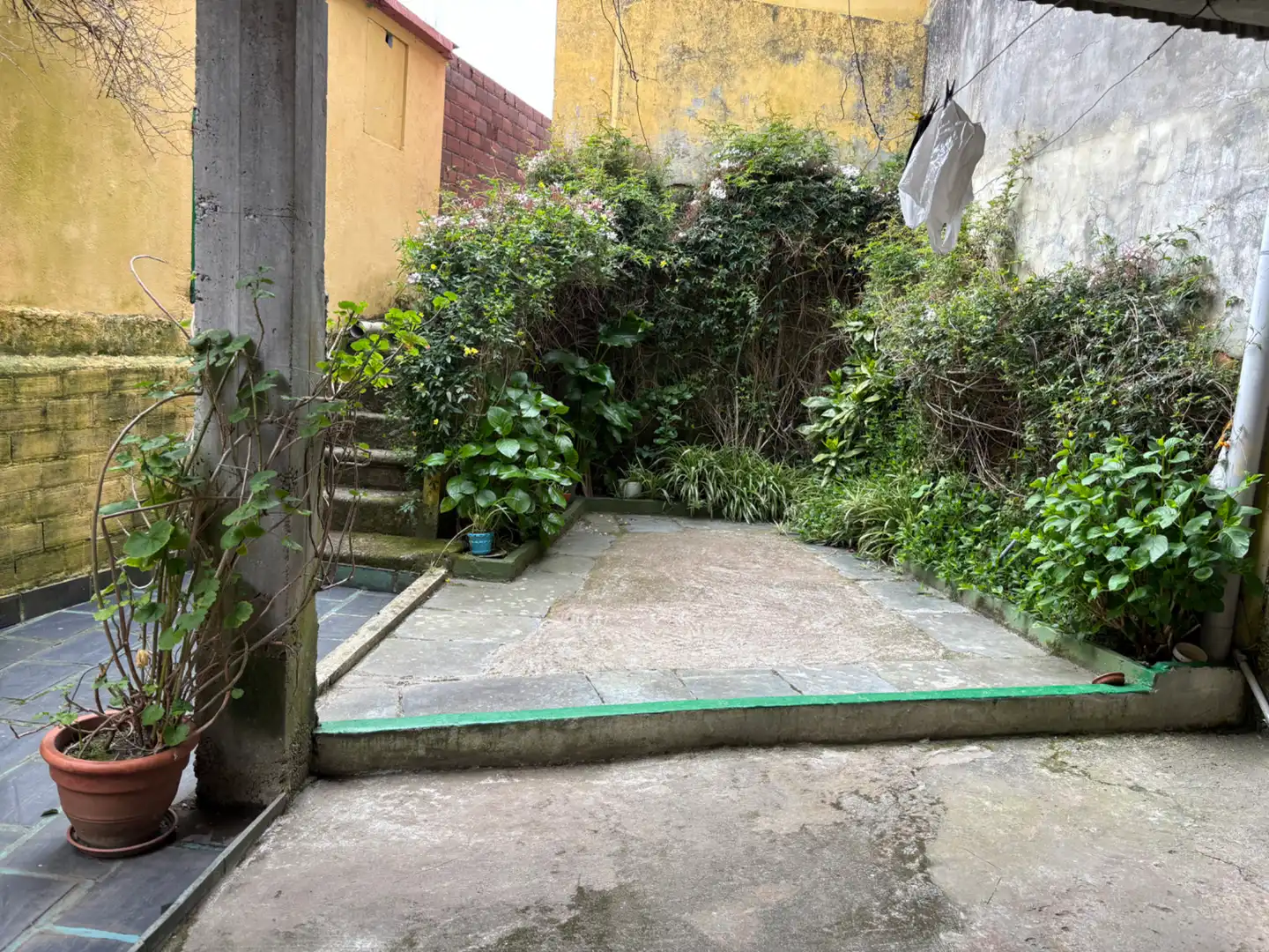 Garden of Houses for sale in Narón  with Private garden, Storage room and Furnished