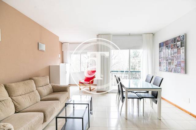 Piso en Alquiler en Passeig Maragall en La Font d'en Fargues