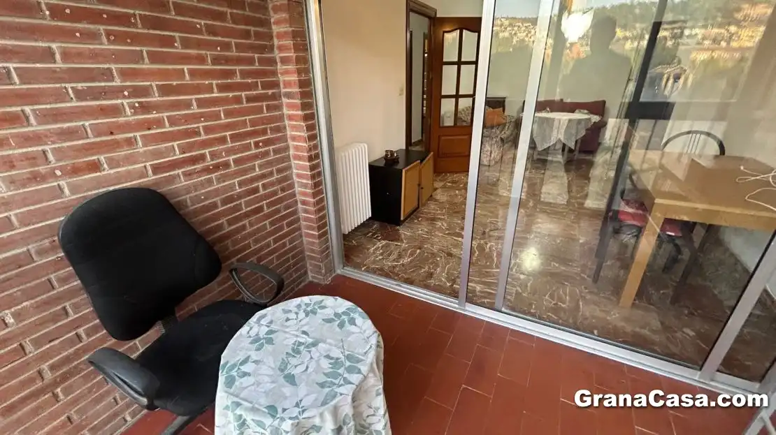 Flat for share in Granada  with Heating, Terrace and Furnished