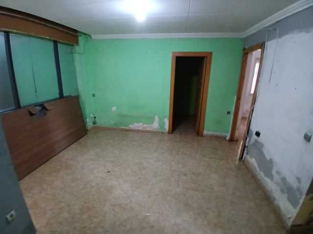Flat for sale in Girona Capital