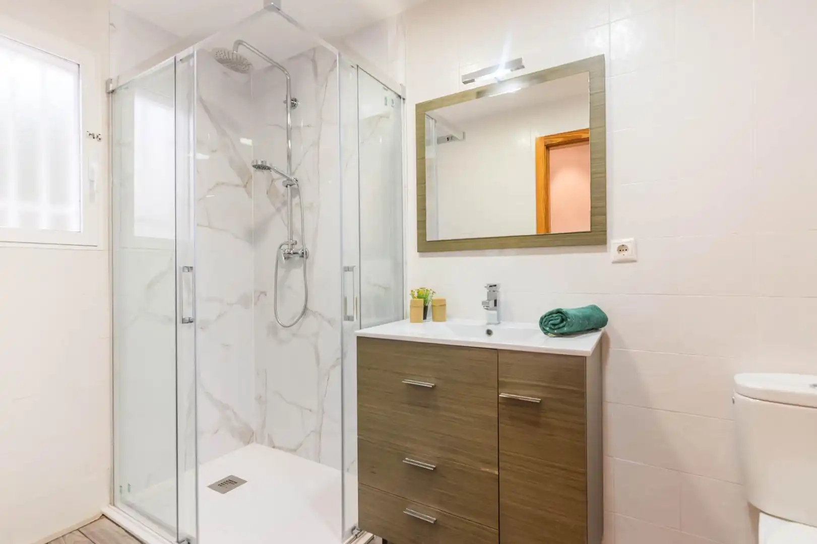 Planta baja en venta en Avenida GOLF, 190, Altorreal - El Chorrico