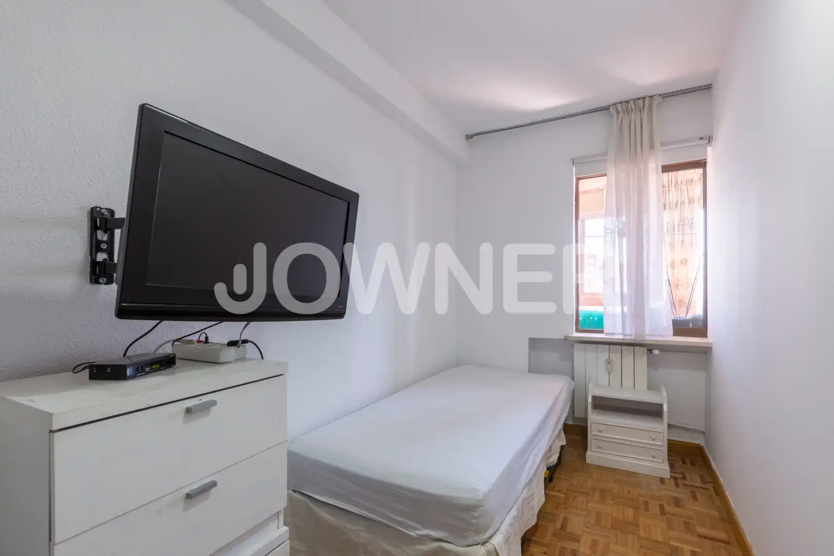 Bedroom of Flat for rent in Madrid  with Air Conditioner, Heating and Terrace