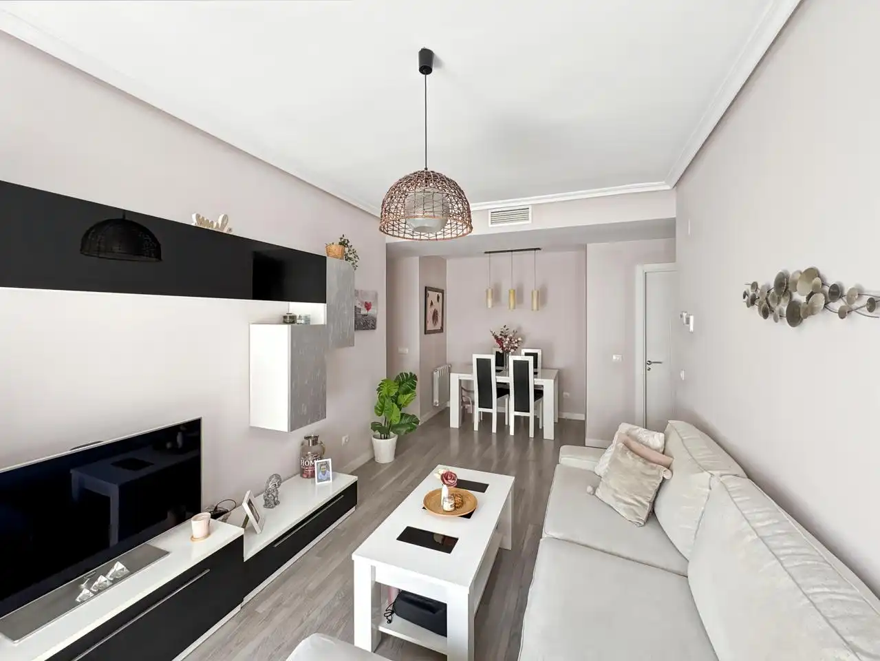 Flat with pool for sale in Avenida de la Gran Vía del Sureste, imagen 3