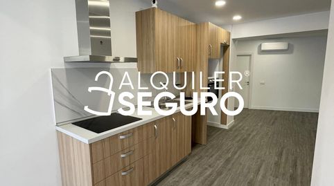 Foto 4 de Estudio de alquiler en Juan Zofio, Pradolongo, Madrid Capital