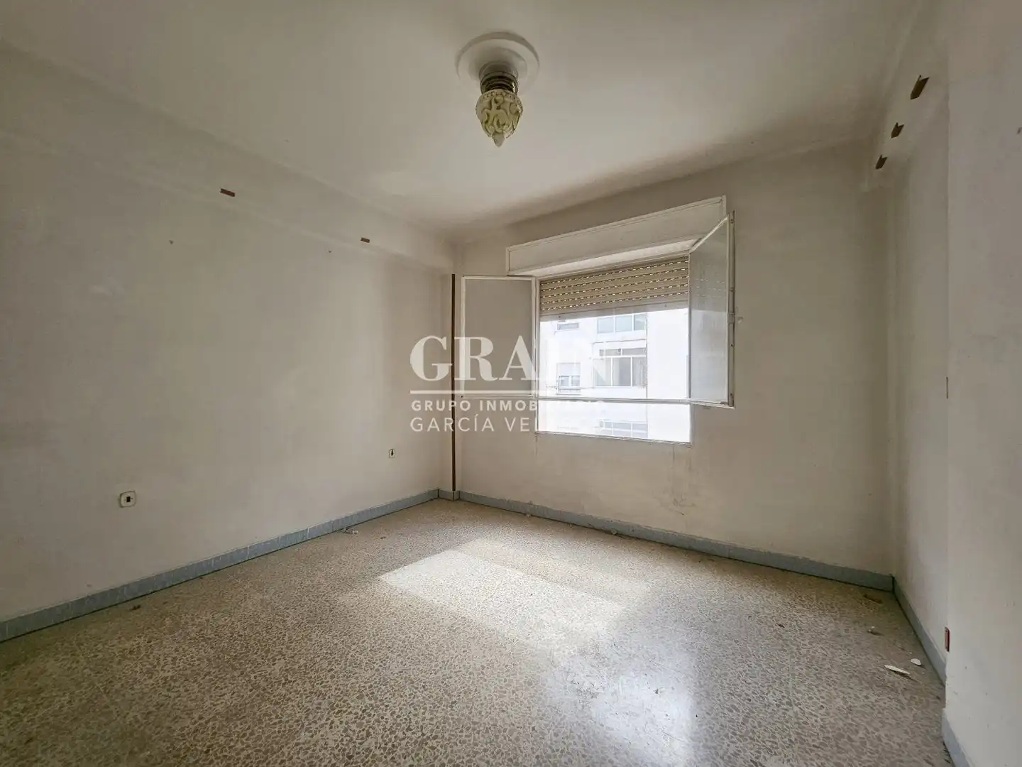 Bedroom of Flat for sale in Albacete  with Balcony