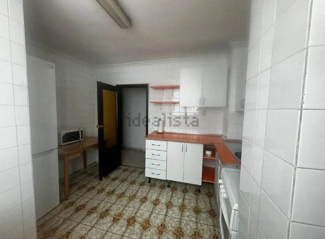 Cuina de Pis en venda en  Sevilla Capital amb Moblat