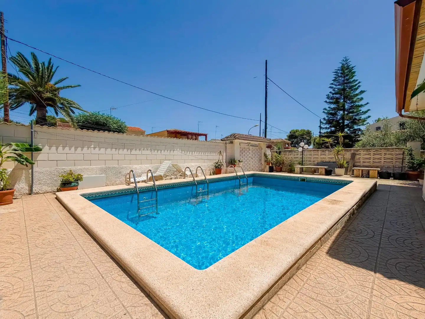 Piscina de Casa o xalet en venda en L'Eliana amb Aire condicionat, Jardí privat i Terrassa