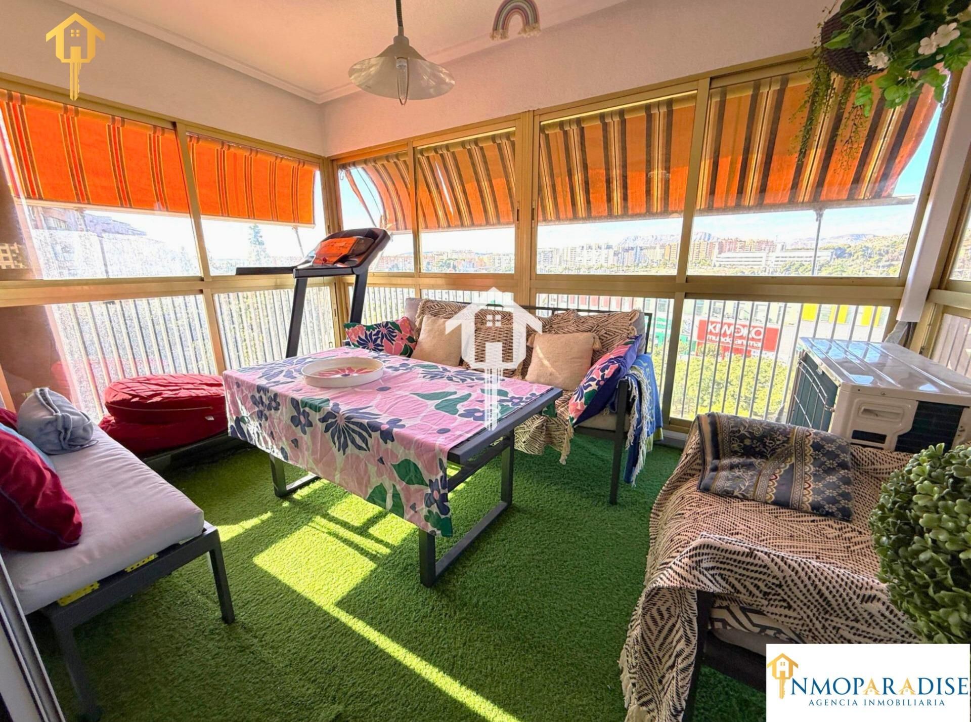 Terrassa de Pis en venda en Alicante / Alacant amb Aire condicionat, Jardí privat i Balcó