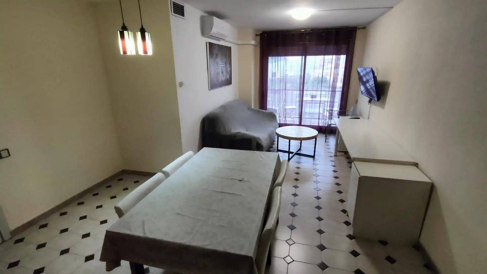 Piso con terraza en venta en Passeig de Pere III