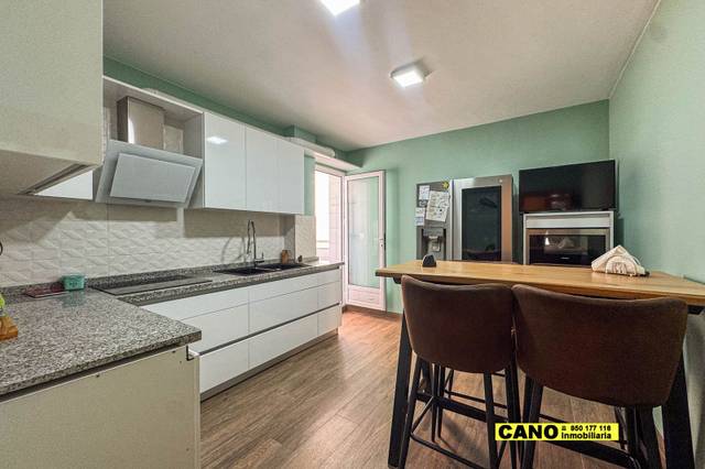 Piso en Venta en Granada en El Parador de las Hortichuelas